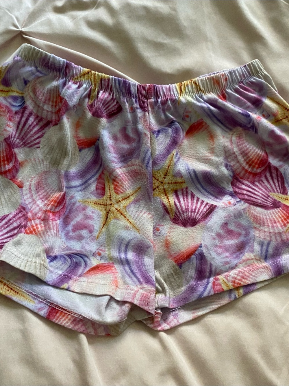 The Children's Place girl’s large Pastel seashell Lounge Shorts